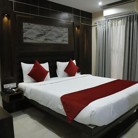 Hotel Trax International Dzsamsedpur Kültér fotó