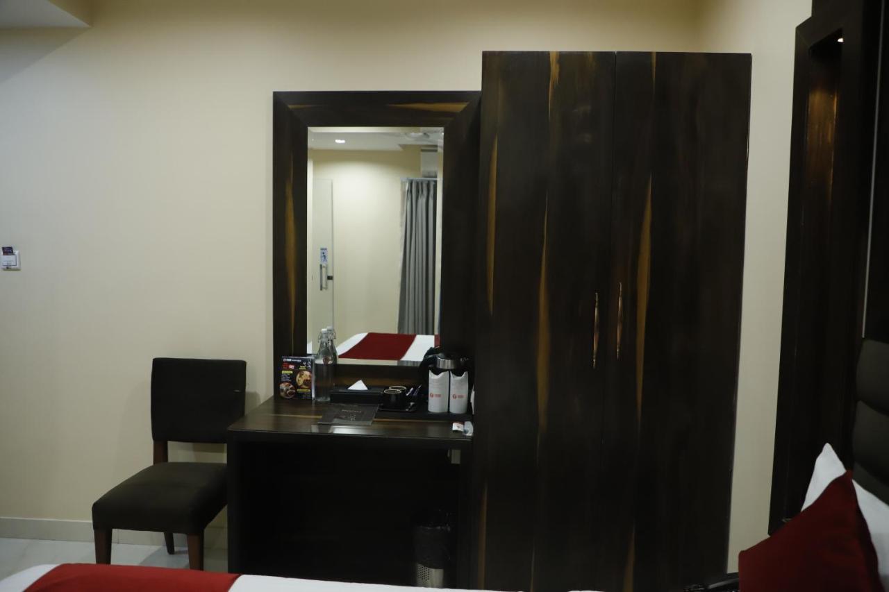 Hotel Trax International Dzsamsedpur Kültér fotó