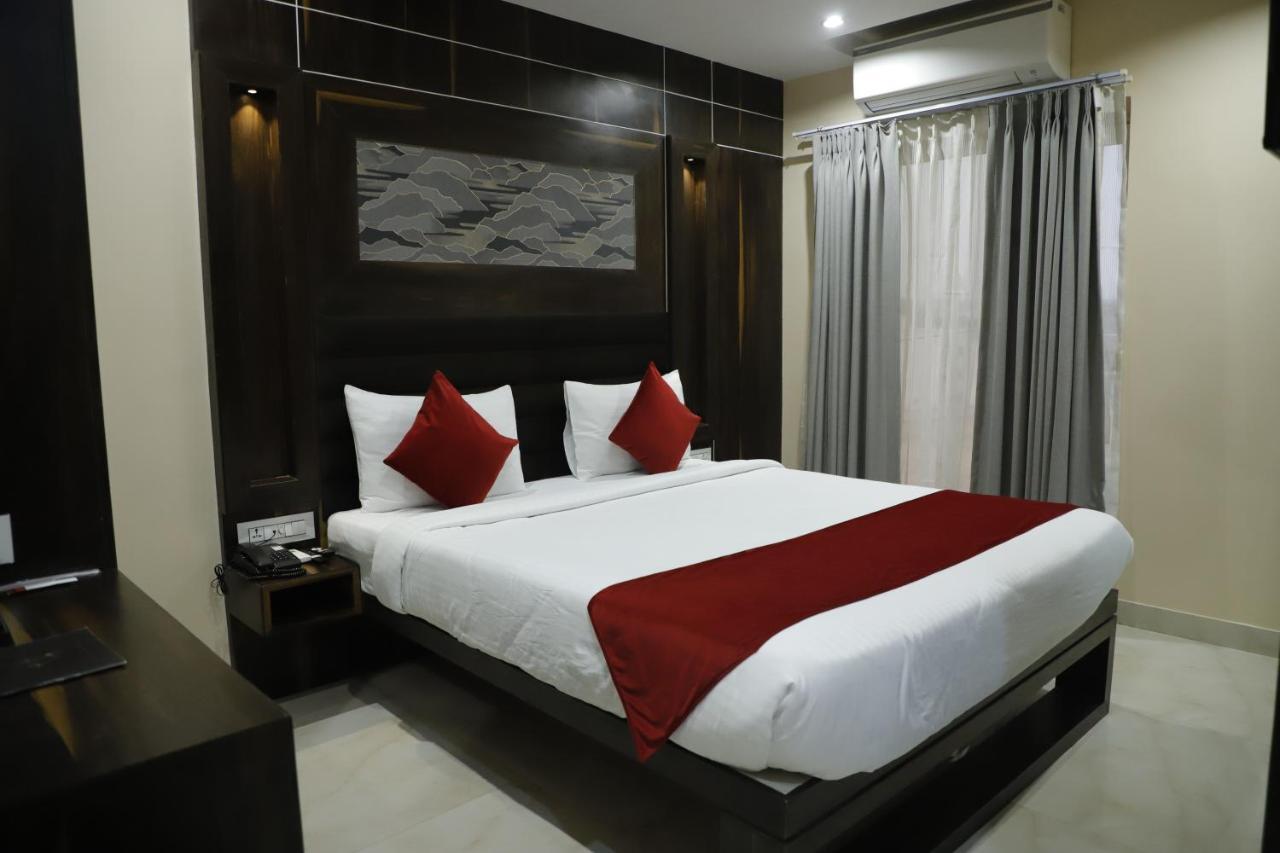 Hotel Trax International Dzsamsedpur Kültér fotó