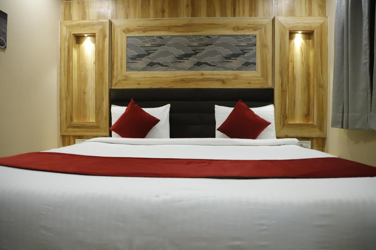 Hotel Trax International Dzsamsedpur Kültér fotó